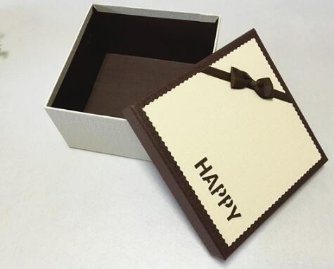 2017 fancy brown square handmade high quality gift packaging cardboard box with ribbon in china