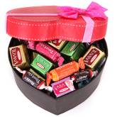 Handmade paper chocolate heart shape boxes packaging candy in EECA factory